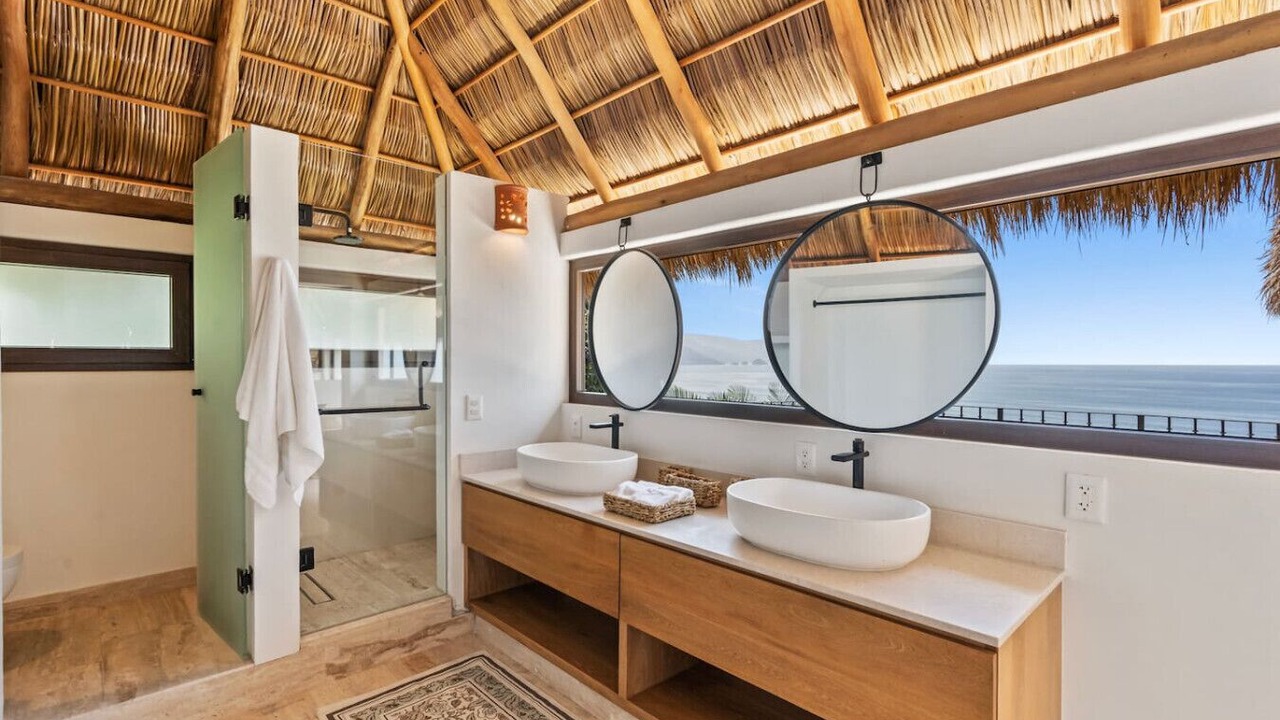 Photo of Bathroom in Conchas Chinas