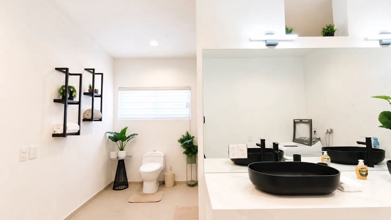 Photo of Bathroom in Los Ramblases