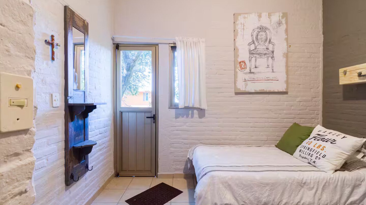Photo of Bedroom in Raquet Club