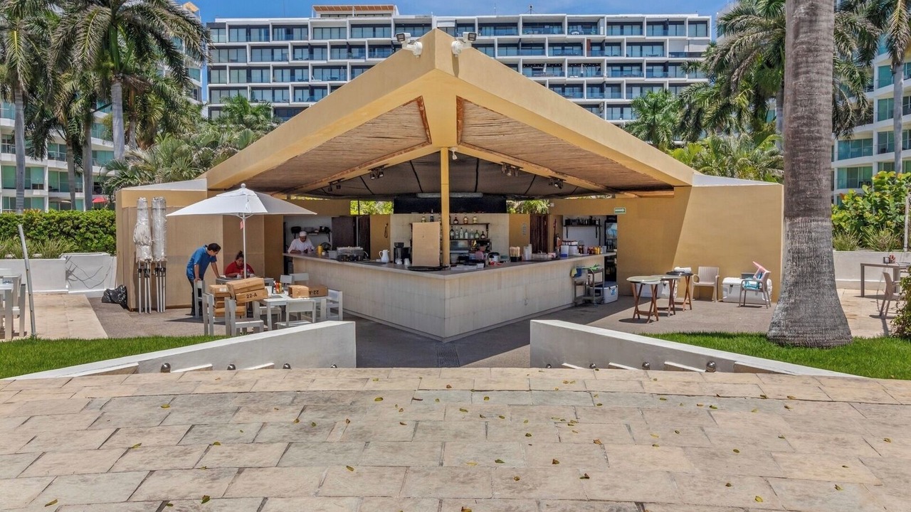 Photo of Outdoor in Flamingos