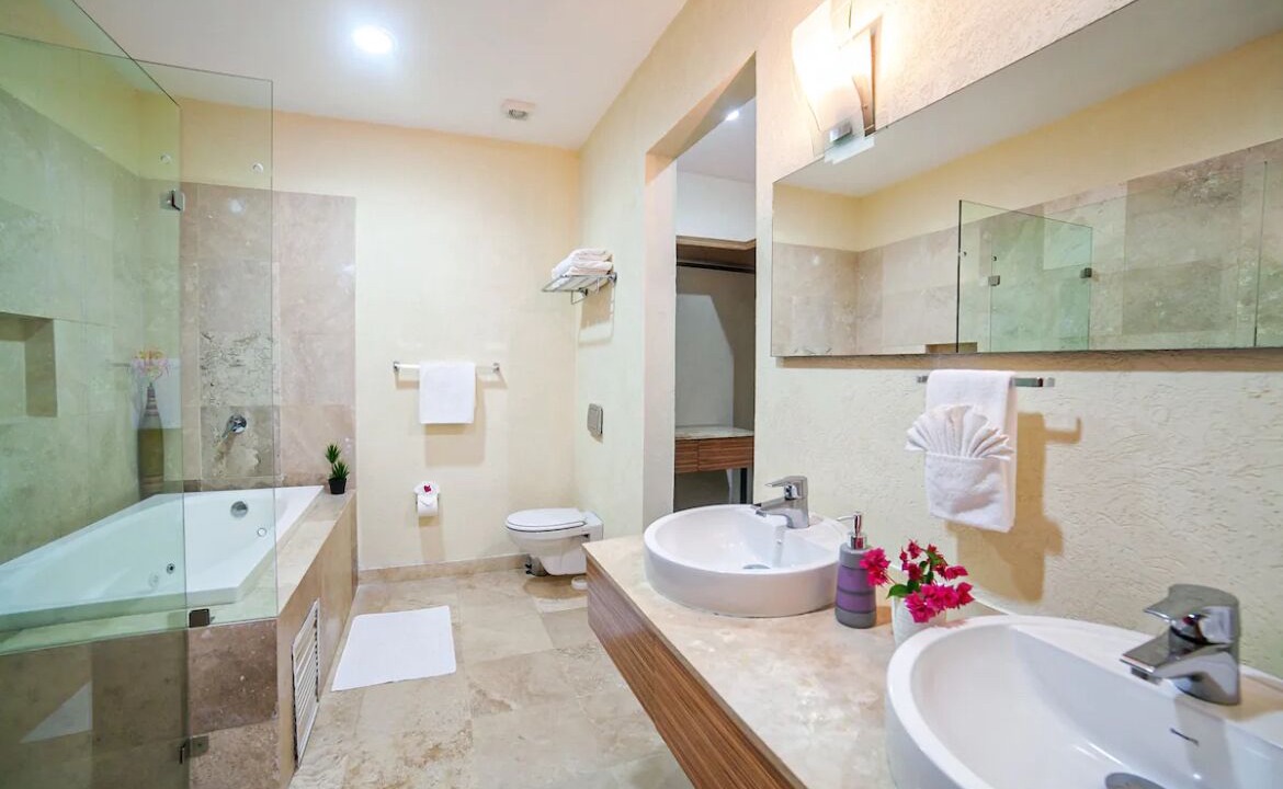 Photo of Bathroom in North End