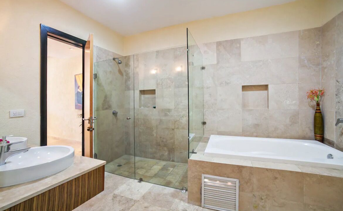 Photo of Bathroom in North End