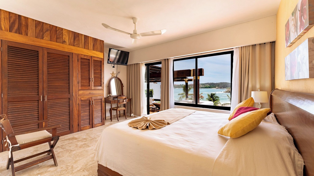 Photo of Bedroom in Santa Maria Huatulco