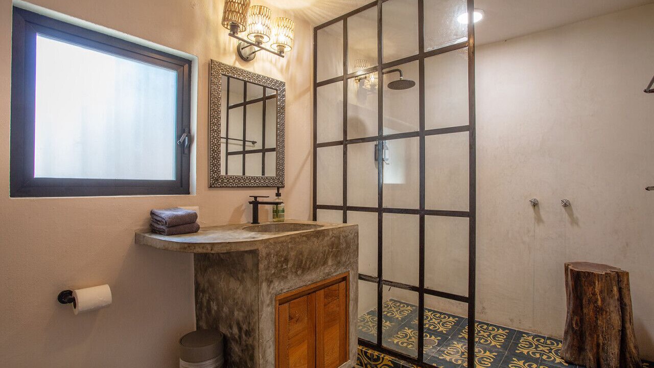Photo of Bathroom in North End