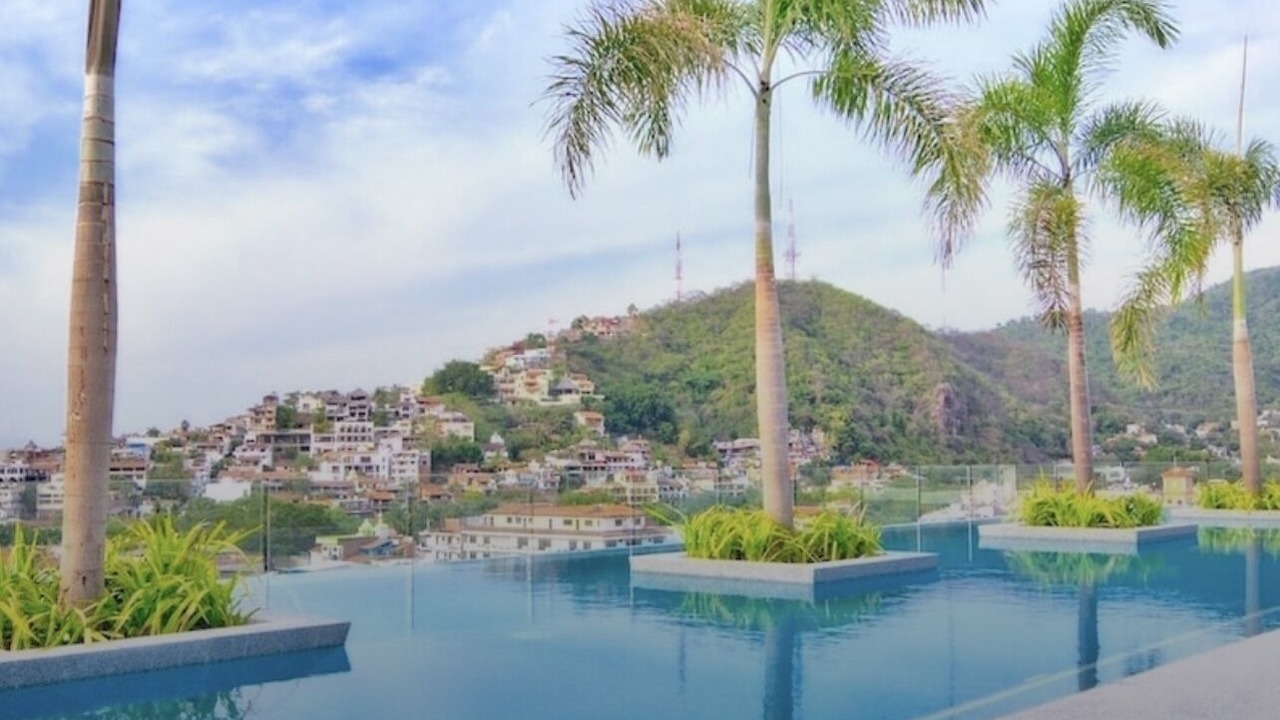 Photo of Outdoor in Romantic Zone