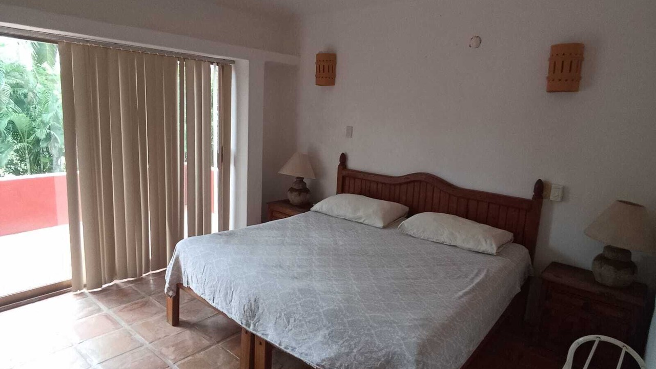 Photo of Bedroom in Flamingo