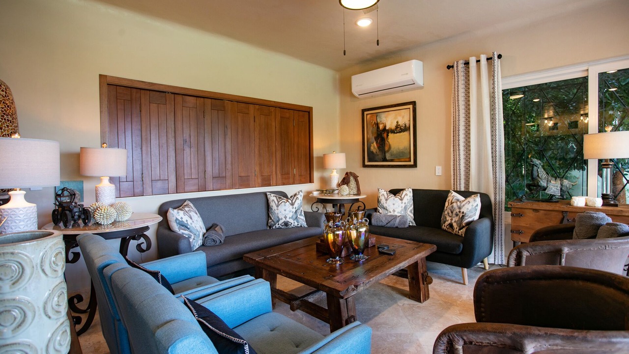 Photo of Livingroom in Romantic Zone