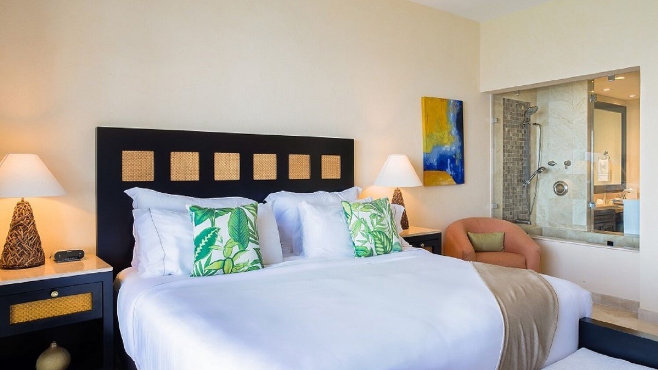 Photo of Bedroom in South Shore Hotel Area