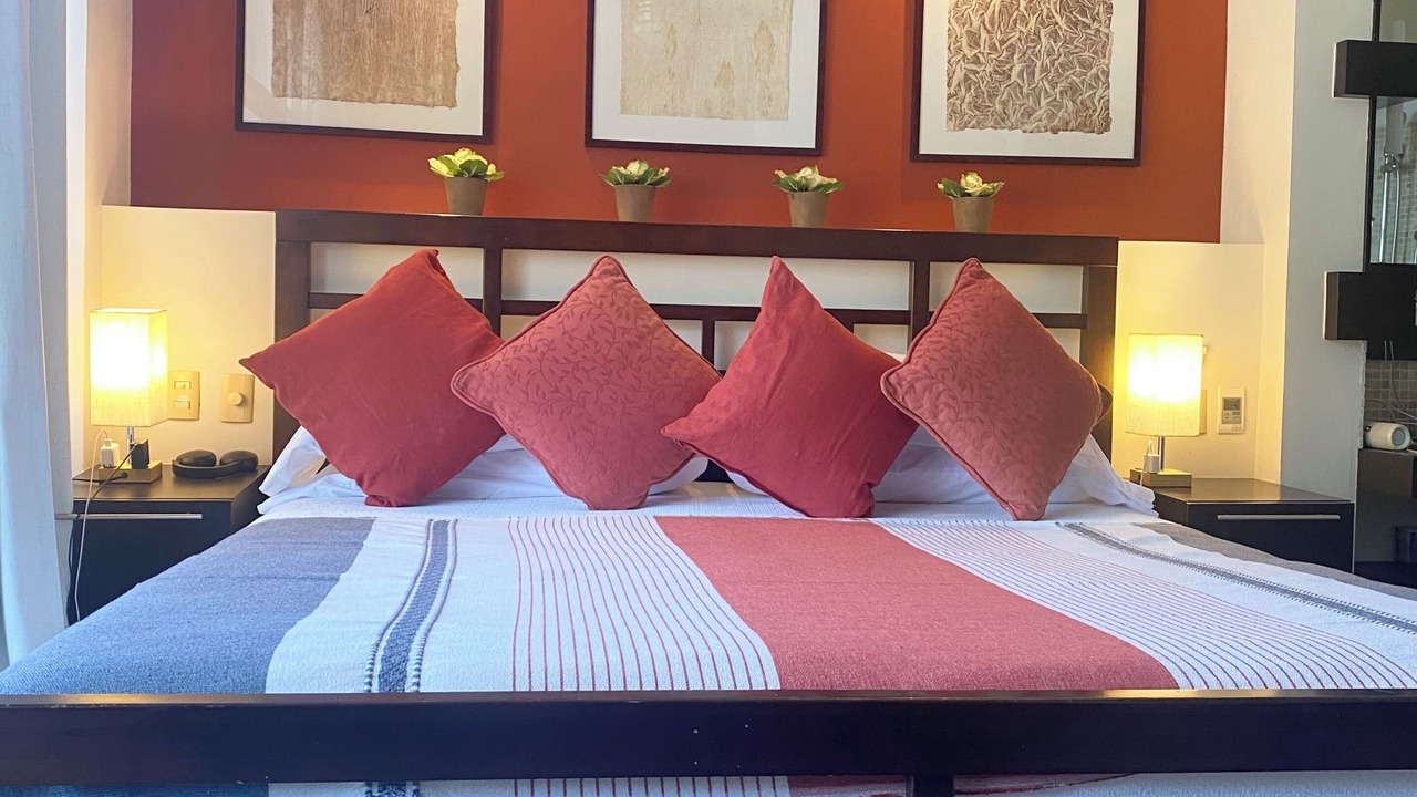 Photo of Bedroom in South Shore Hotel Area