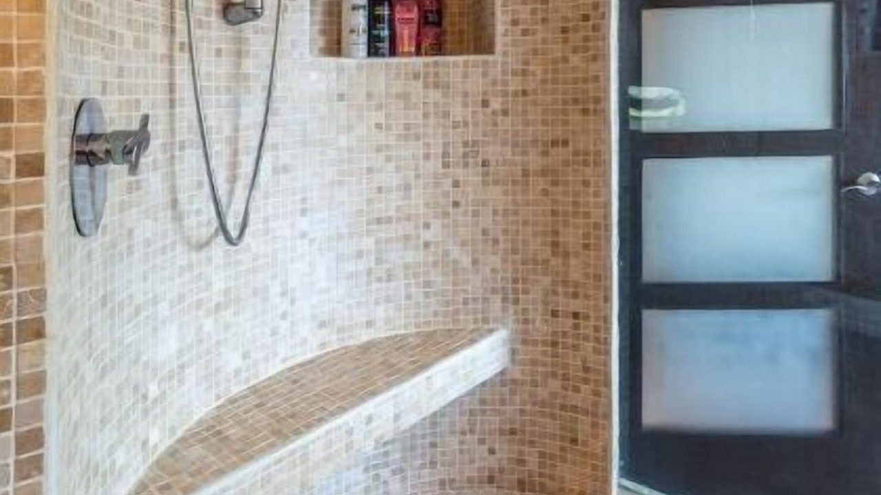Photo of Bathroom in South Shore Hotel Area