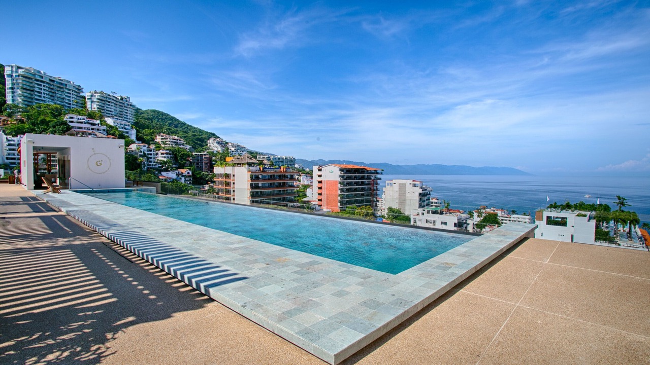 Photo of Outdoor in Romantic Zone