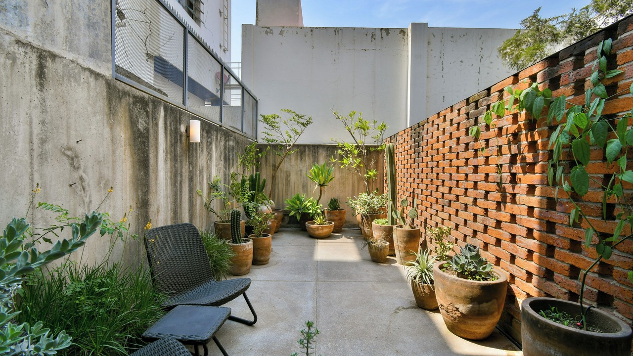 Photo of Patio Balcony in Americana