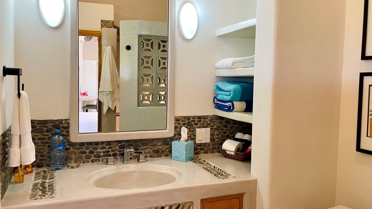 Photo of Bathroom in La Cruz de Huanacaxtle