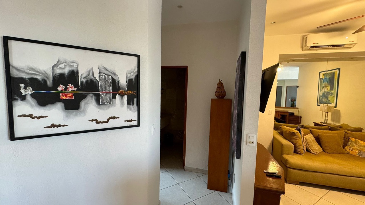 Photo of Livingroom in Romantic Zone