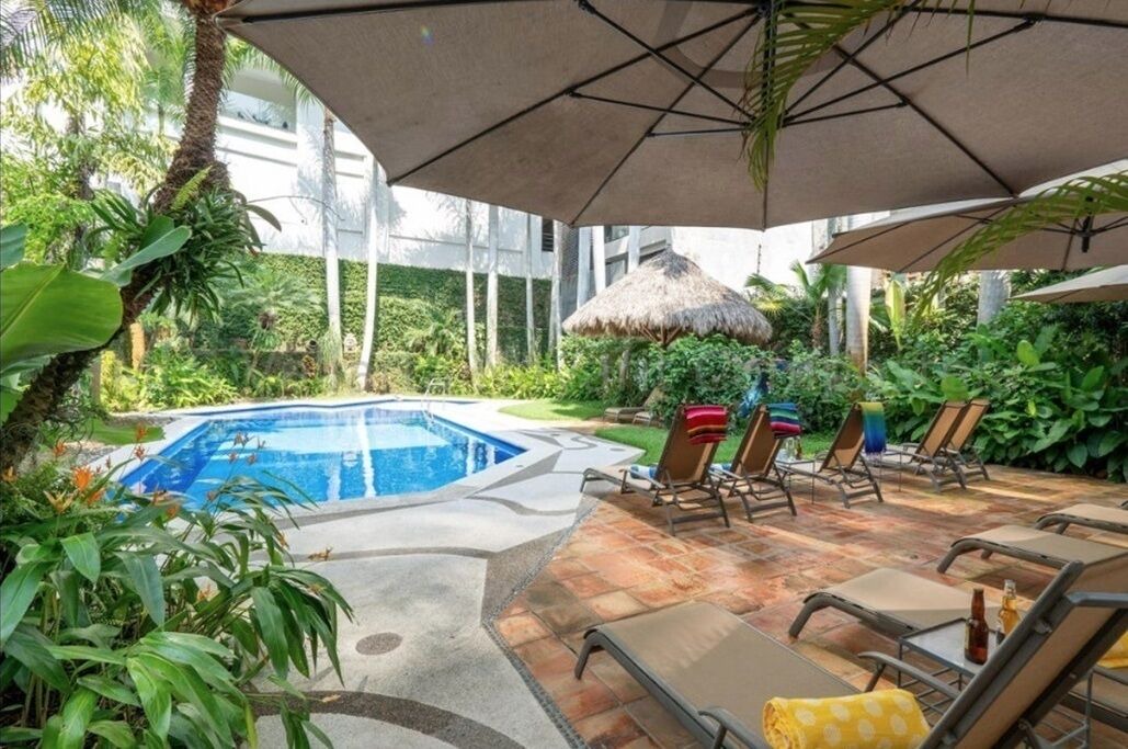 Photo of Outdoor in Romantic Zone