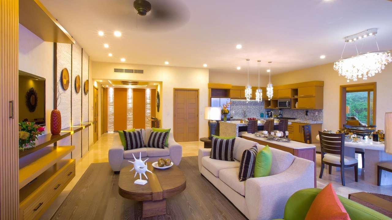 Photo of Livingroom in South Shore Hotel Area