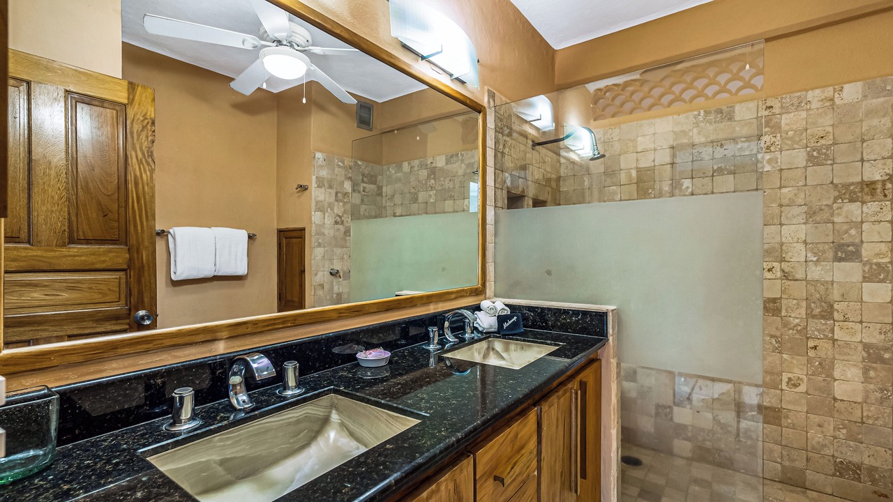 Photo of Bathroom in Emiliano Zapata