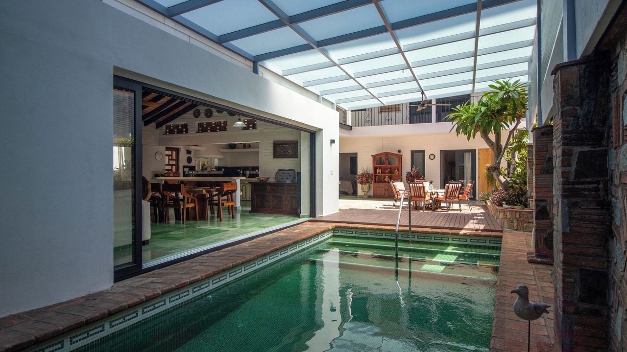 Photo of Outdoor in Romantic Zone
