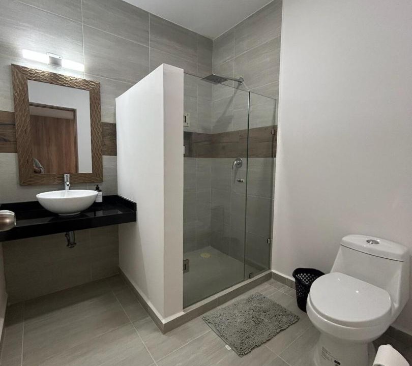 Photo of Bathroom in Anton Lizardo