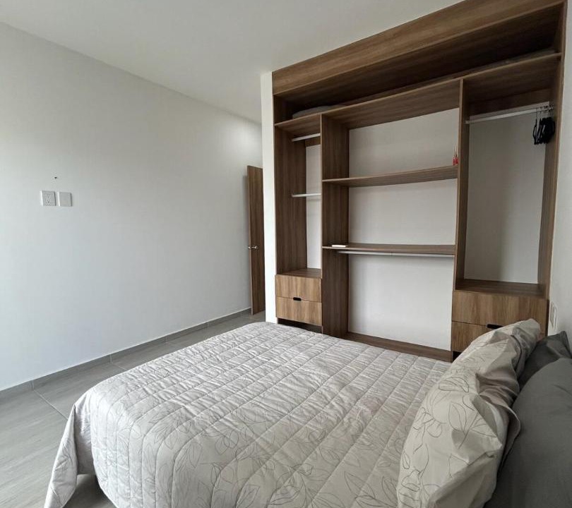Photo of Bedroom in Anton Lizardo