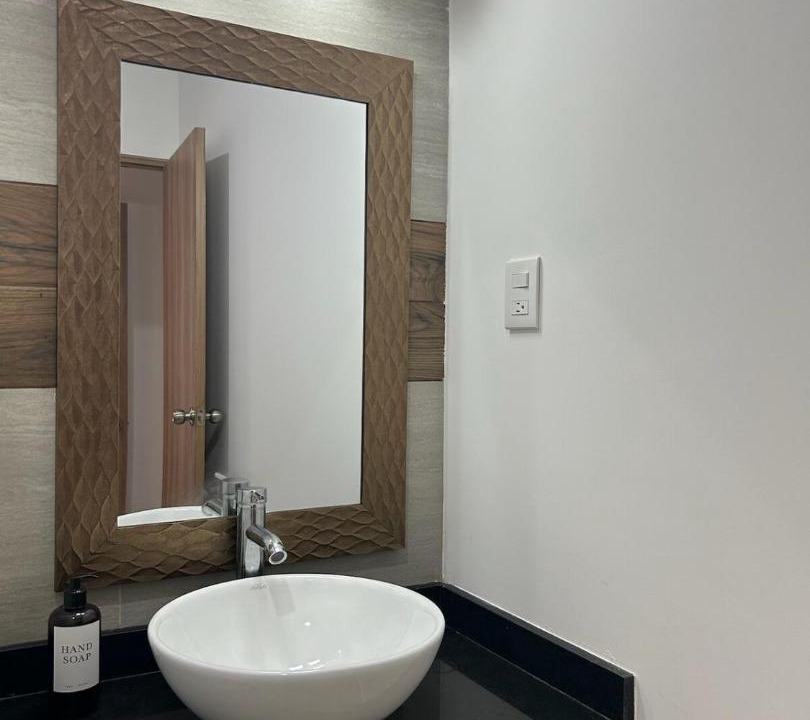 Photo of Bathroom in Anton Lizardo