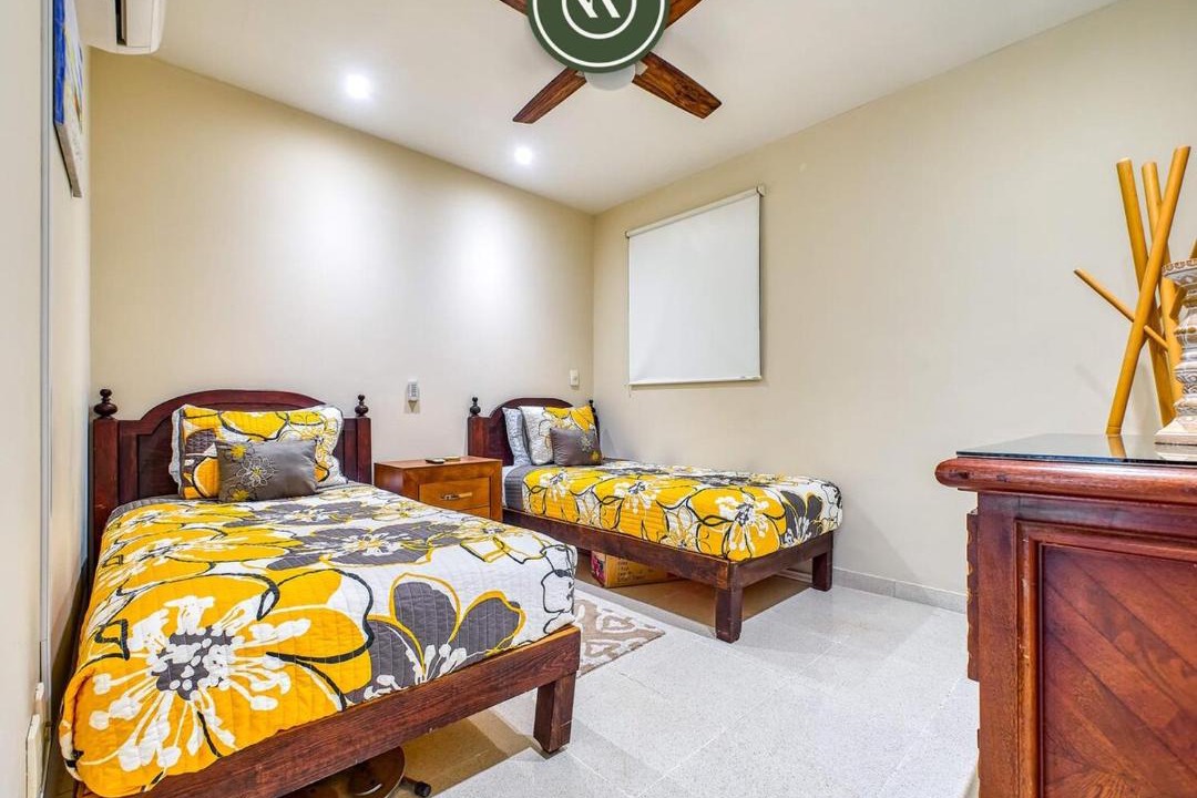Photo of Bedroom in Flamingos