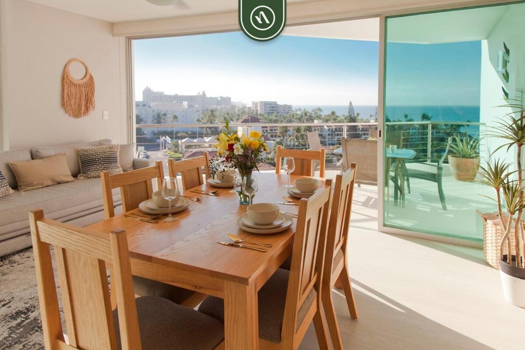 Photo of Patio Balcony in Flamingos
