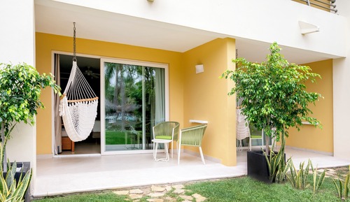 Premium Room, Pool Access