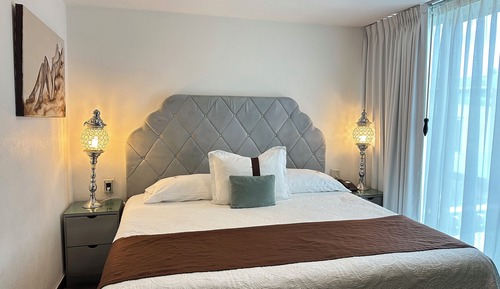 Standard Room, 1 King Bed