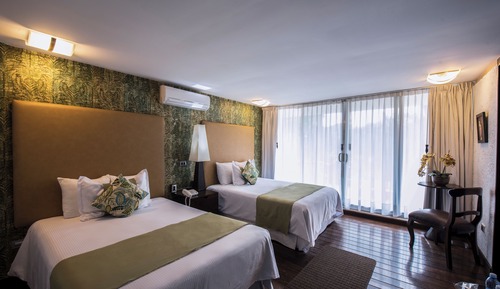 Suite, Balcony