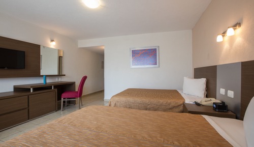 Standard Room, 2 Double Beds