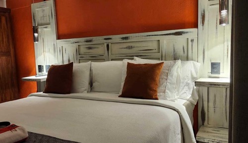 Premier Studio Suite, 1 King Bed, Private Pool, Courtyard View