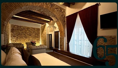 Premier Suite