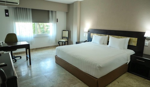 Presidential Suite, 1 King Bed, Non Smoking