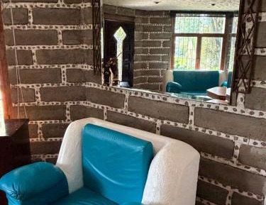 Bungalow (6 Adults)