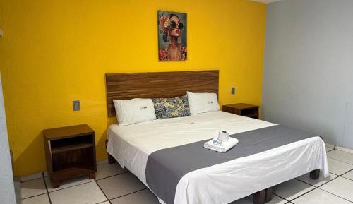 Deluxe King Room