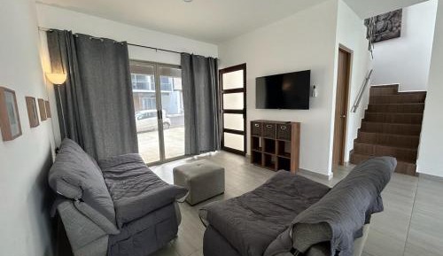 Three-Bedroom Vacation Home 