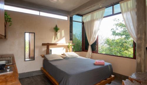 Bungalow with Sea View