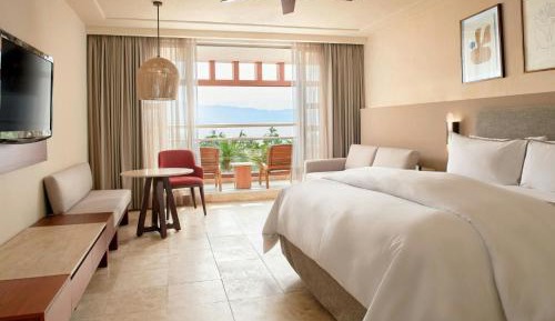 Junior King Suite with Partial Ocean View