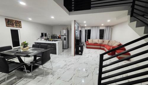 Three-Bedroom Vacation Home 