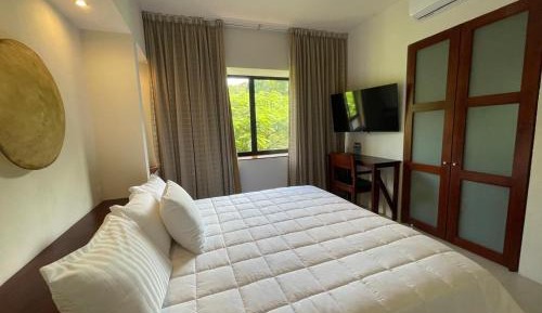 King Room with Garden View