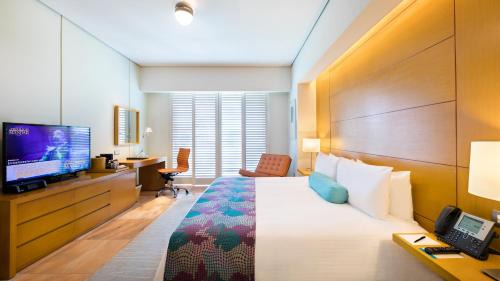 Superior King Room Diamante view