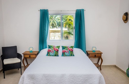 Chelem Apartment | Wake Up To This View in this Oceanfront Apartment