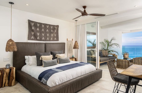 South Shore Hotel Area Condo | Indah Puerto Vallarta