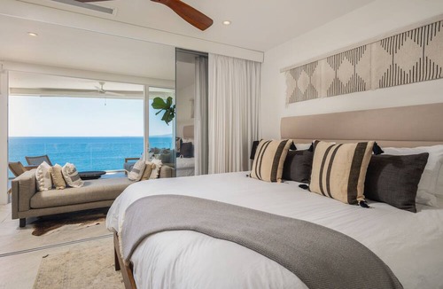 South Shore Hotel Area Condo | Indah Puerto Vallarta