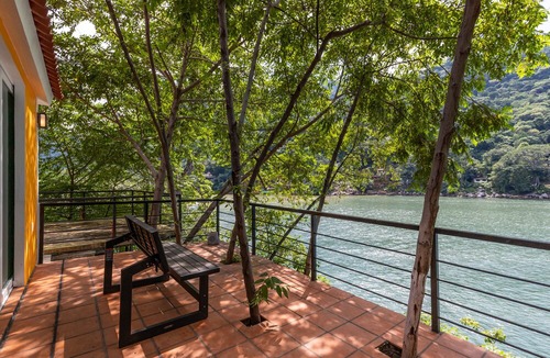 Boca de Tomatlan Cottage | Casita Armonia 1, Ocean Front Cottage
