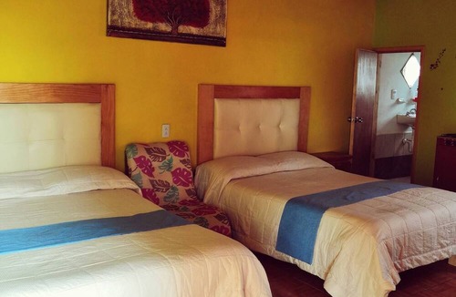 Zacatlan House | Room-nice Quadruple Cabin Equipped And V