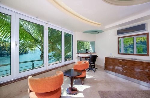 Boca de Tomatlan Villa | P V South Shore Luxury Accommodations