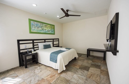 Tuxtla Gutierrez Hotel | Hotel Andiroba Palace