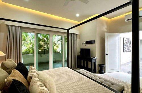 Marina Vallarta Hotel | Gorgeous Villa Marina Vallarta, pool, Free Shuttle